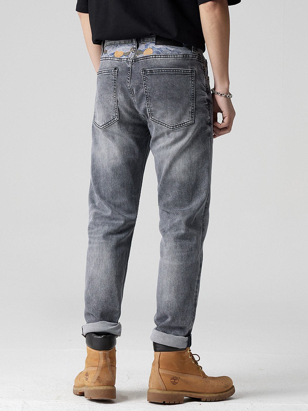 Hem detail