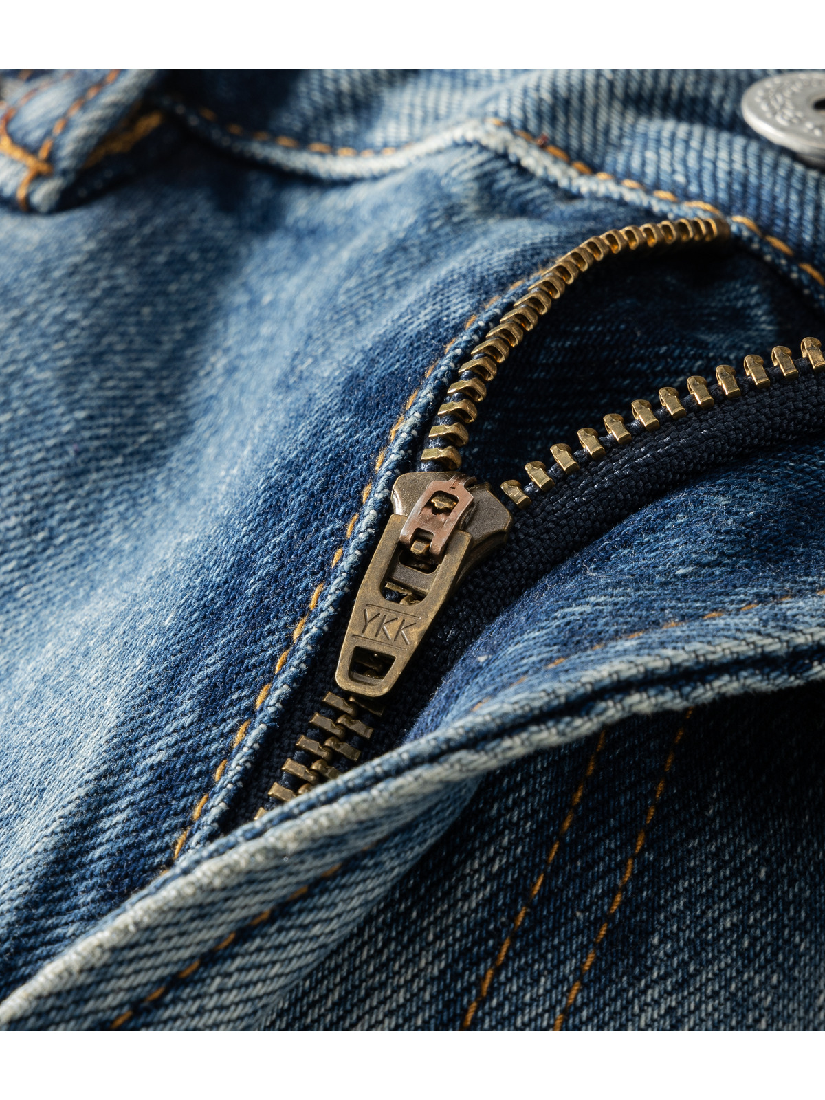 Pocket detail